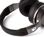 Skullcandy Hesh 2 Over-Ear Wireless Headphones, 15 Hr Battery, Microphone, Works with iPhone Android and Bluetooth Devices – Black