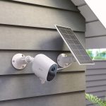 Arlo Essential Solar Panel Charger – Arlo Certified Accessory – Weather Resistant, 8 ft Power Cable, Adjustable Mount, Only Works with Arlo Essential and Essential XL Cameras, White – VMA3600